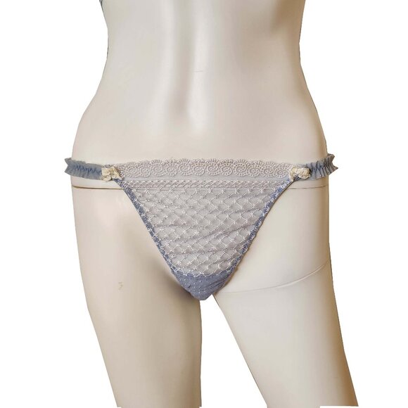 NWOT - Vintage Felina Embroidered Lace Thong